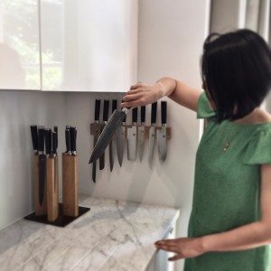 kitchen knives in yuki's kitchen